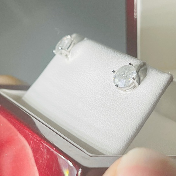 2ct diamond 14k white gold stud earrings - Picture 5 of 10